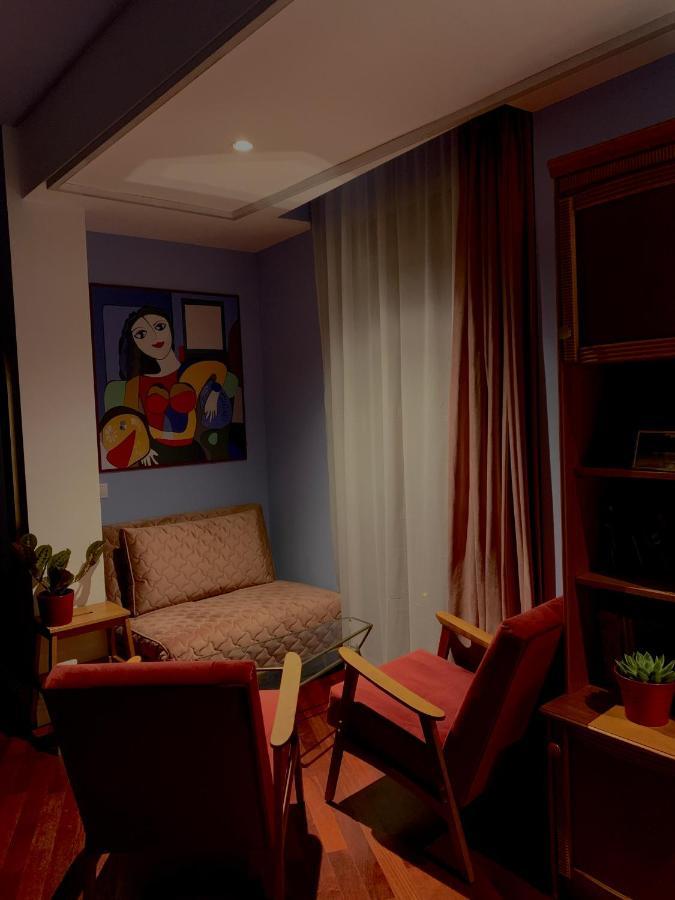 Downtown Italian Studio Bükreş Dış mekan fotoğraf